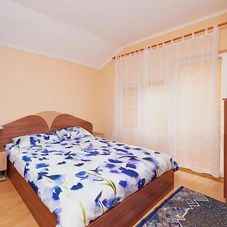 Apartament Tonita